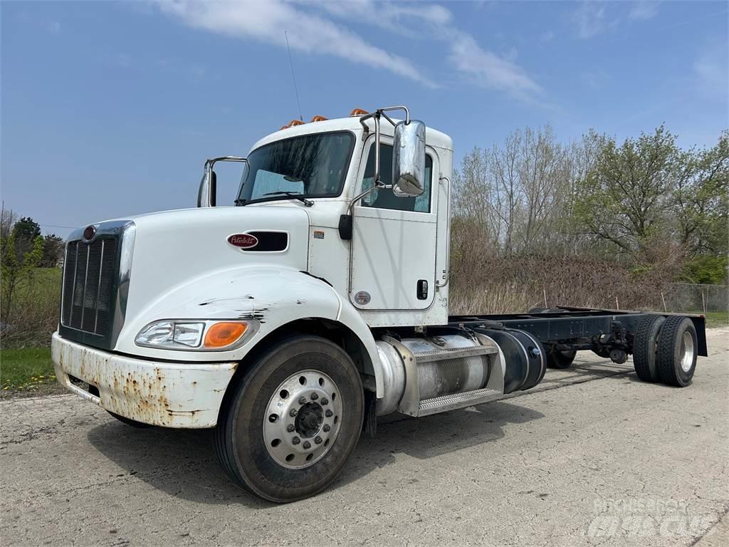 Peterbilt 337 Tovornjaki-šasije