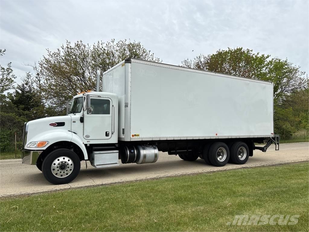 Peterbilt 348 Tovornjaki zabojniki