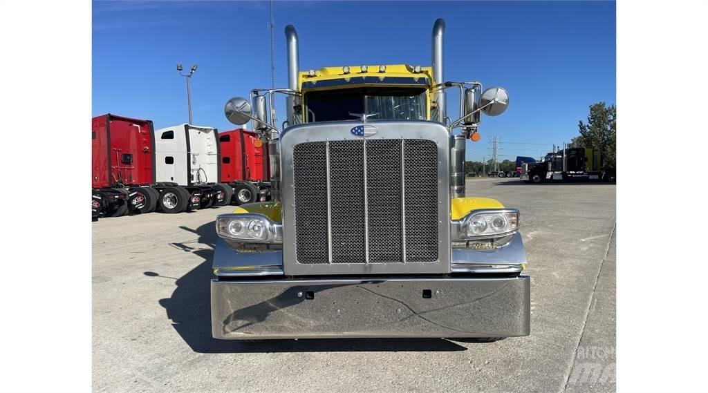 Peterbilt 389 Vlačilci