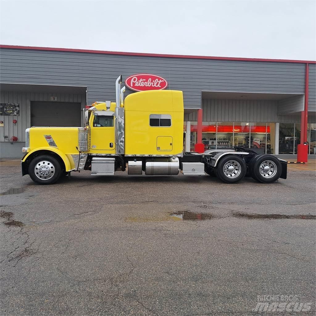 Peterbilt 389 Vlačilci