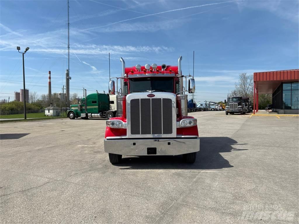 Peterbilt 389 Vlačilci