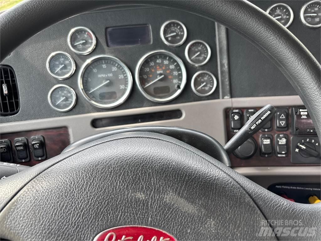 Peterbilt 389 Vlačilci