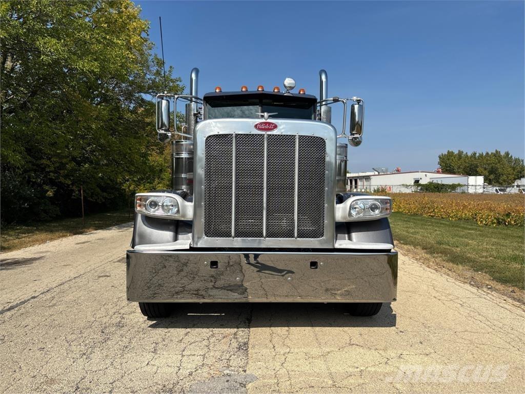 Peterbilt 389 Drugi tovornjaki
