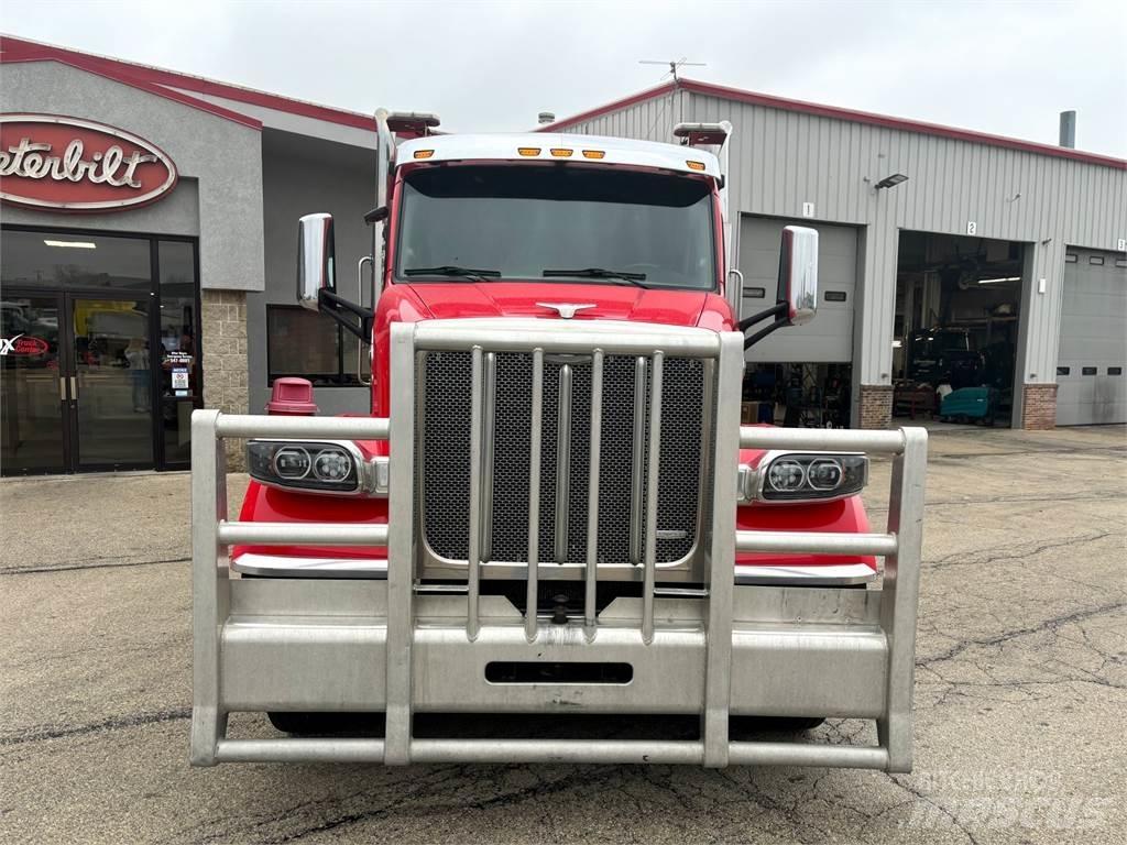 Peterbilt 567 Vlačilci