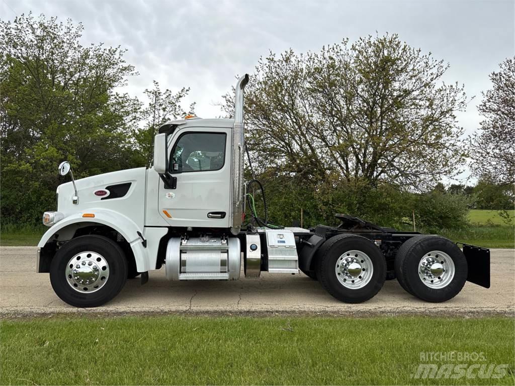 Peterbilt 567 Vlačilci