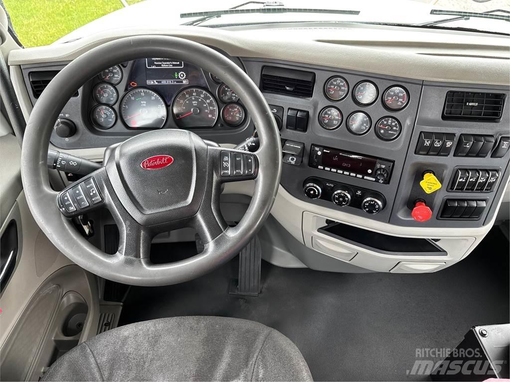 Peterbilt 567 Vlačilci