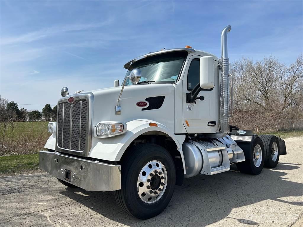 Peterbilt 567 Vlačilci