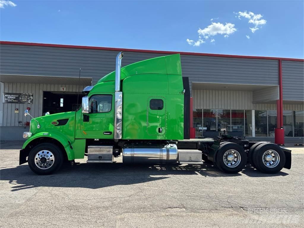 Peterbilt 567 Vlačilci