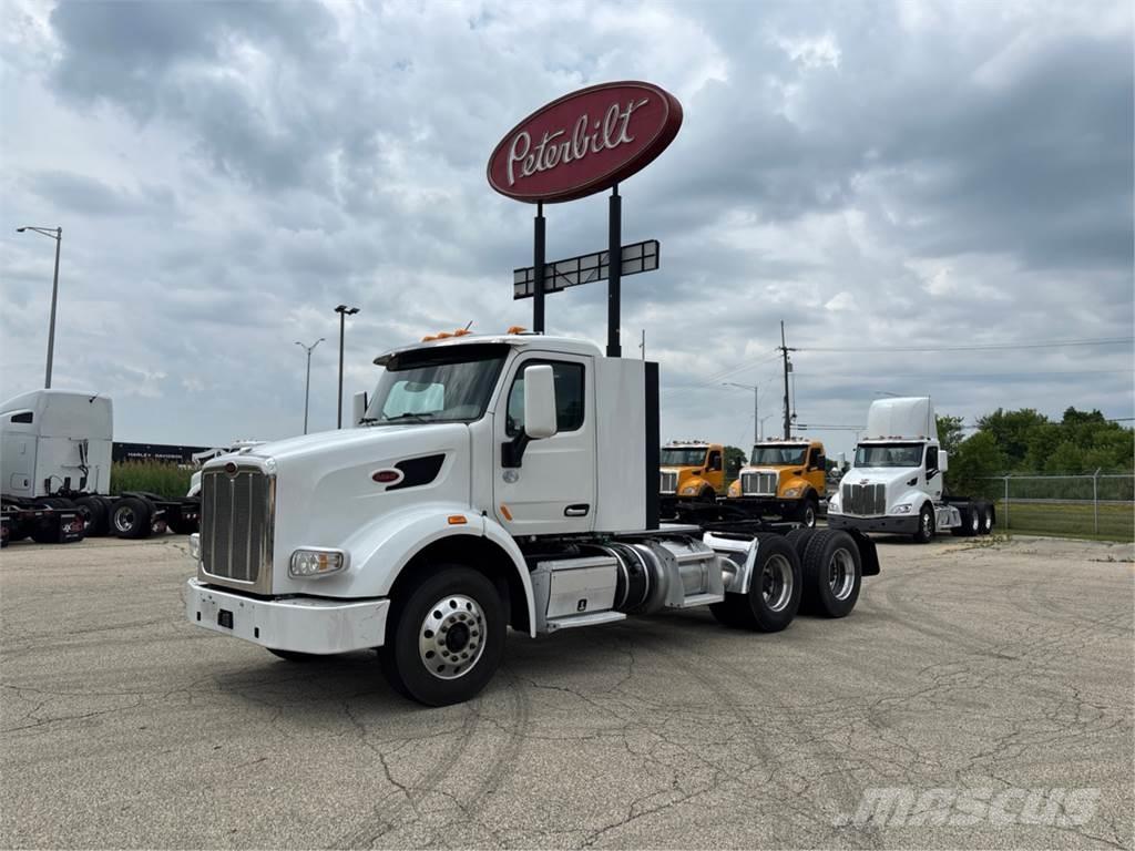Peterbilt 567 Vlačilci