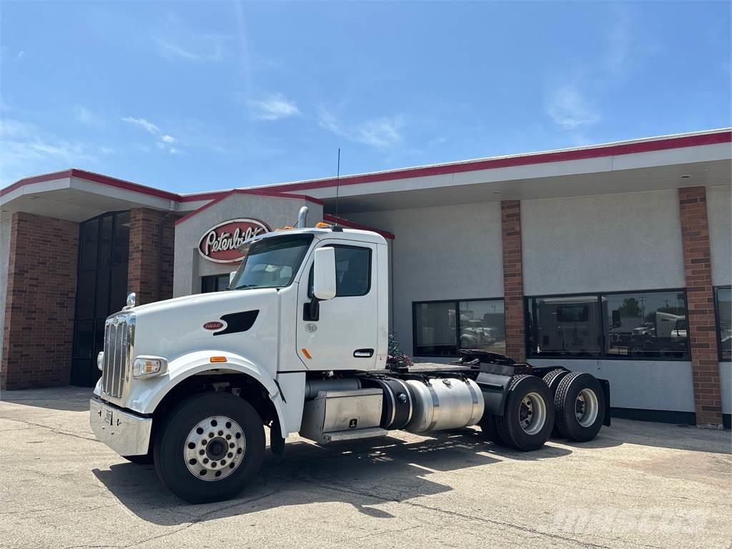 Peterbilt 567 Vlačilci