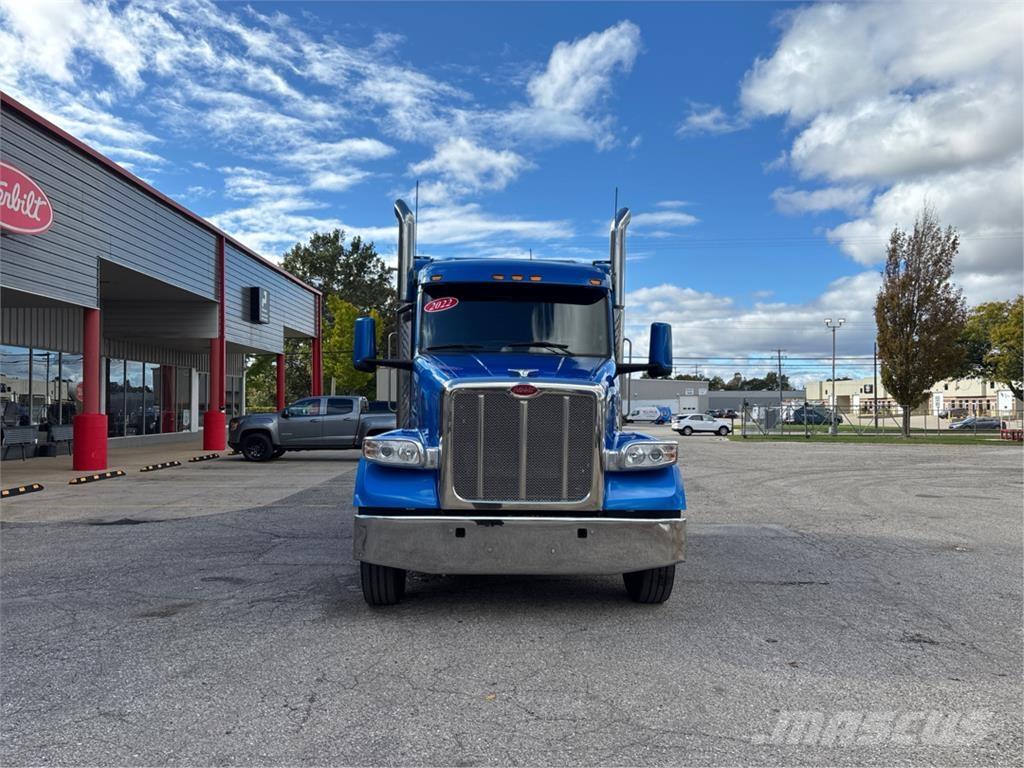 Peterbilt 567 Drugi tovornjaki