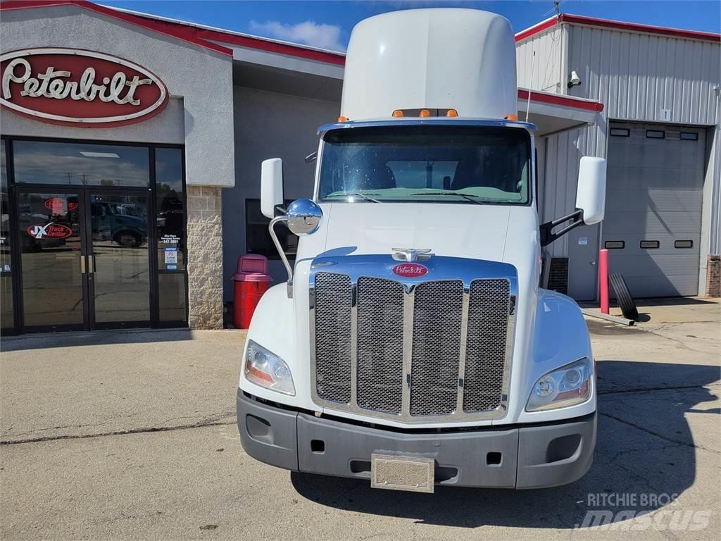 Peterbilt 579 Vlačilci