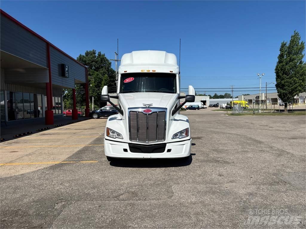 Peterbilt 579 Vlačilci