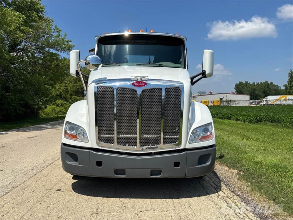 Peterbilt 579 Vlačilci