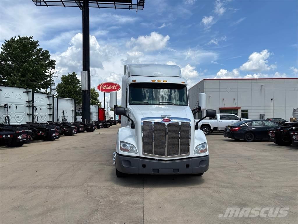 Peterbilt 579 Drugi tovornjaki