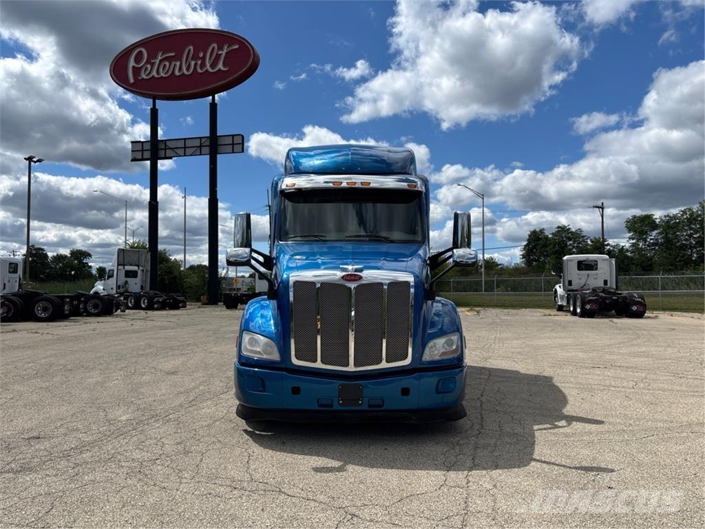 Peterbilt 579 Drugi tovornjaki