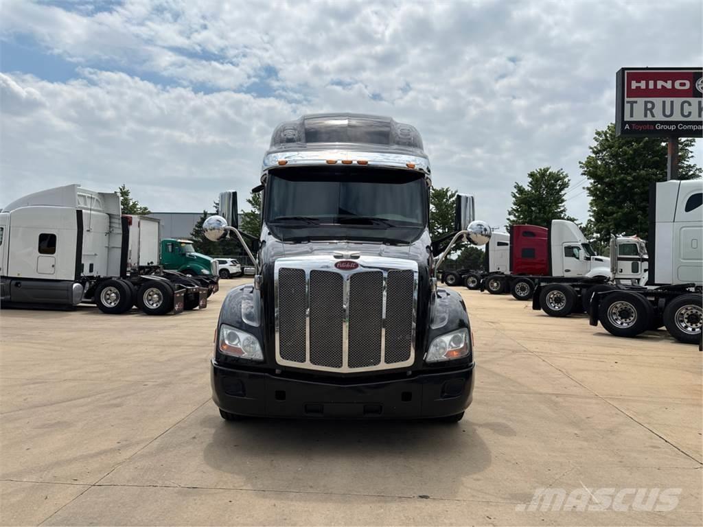 Peterbilt 579 Drugi tovornjaki
