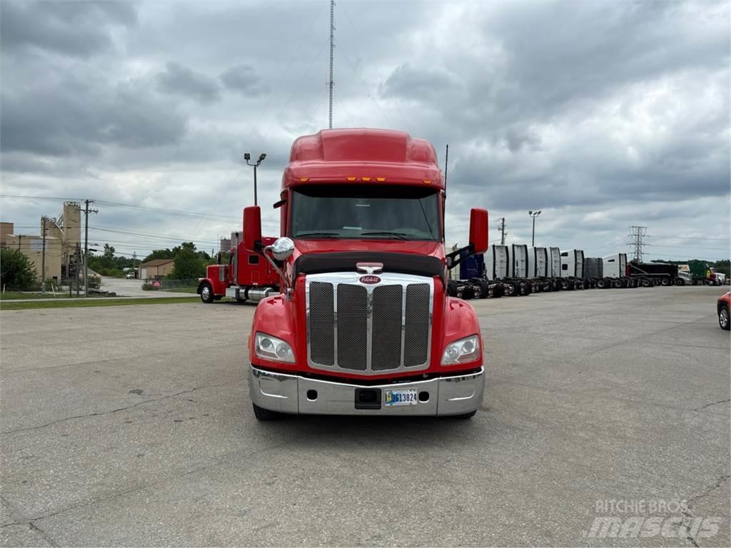 Peterbilt 579 Drugi tovornjaki