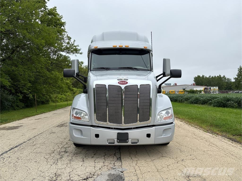 Peterbilt 579 Drugi tovornjaki