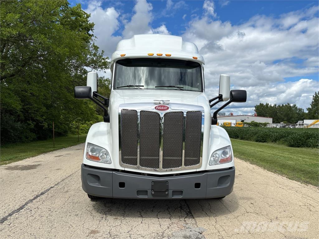 Peterbilt 579 Drugi tovornjaki