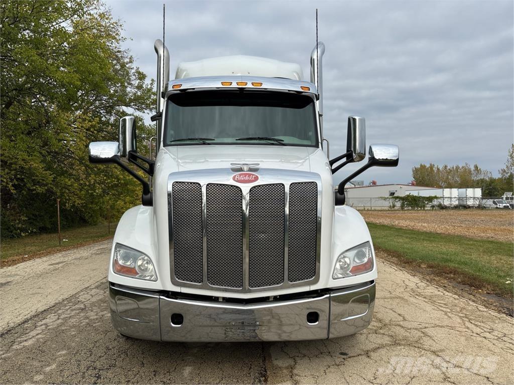 Peterbilt 579 Drugi tovornjaki