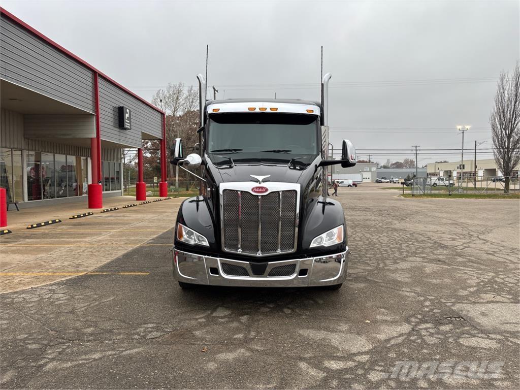 Peterbilt 579 Vlačilci