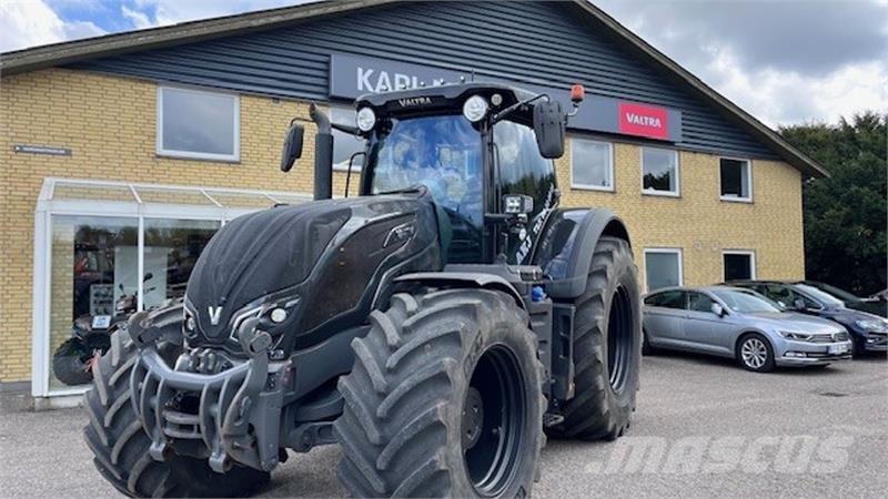 Valtra S294 Traktorji
