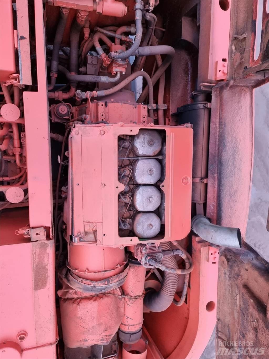 Atlas 1304 Bagri na kolesih