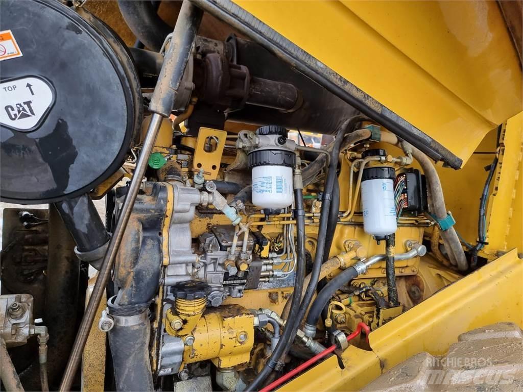 CAT CS 563E Enojni valjarji