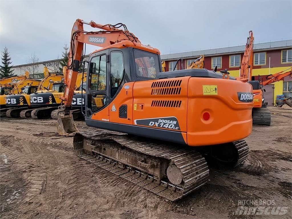 Doosan DX140LC-3 Bagri goseničarji