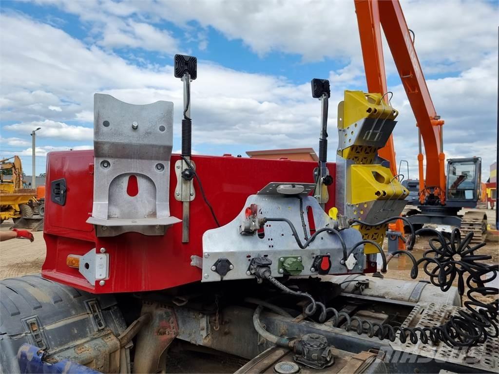  Komodo STU KMD5 Nizko noseče polprikolice