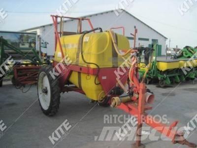 Gambetti Barre 2000/18 Vlečne škropilnice