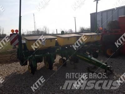John Deere 1755 Kombinirane sejalnice