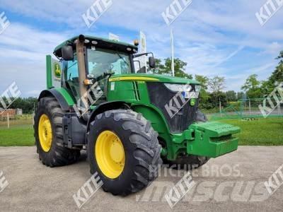 John Deere 7230R Traktorji