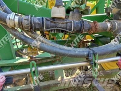 John Deere 732 Vlečne škropilnice