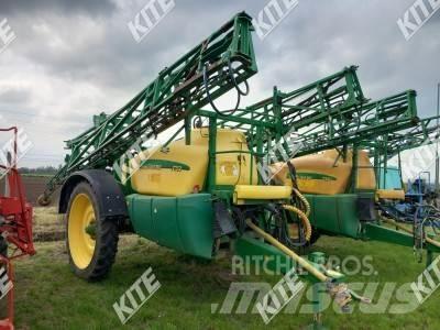 John Deere 732 Vlečne škropilnice