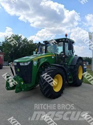 John Deere 8270R Traktorji