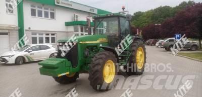 John Deere 8310 Traktorji