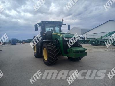 John Deere 8370R Traktorji