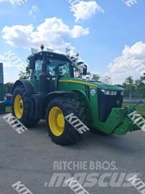 John Deere 8400R Traktorji