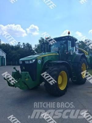 John Deere 8400R Traktorji