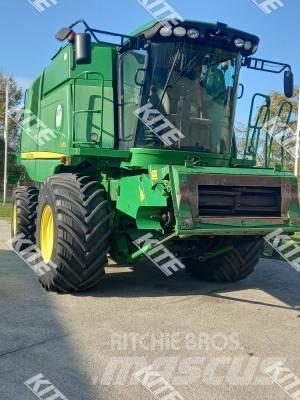 John Deere C670 2WD Kombajni