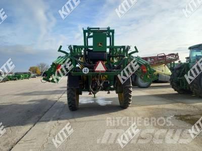 John Deere M740i Vlečne škropilnice
