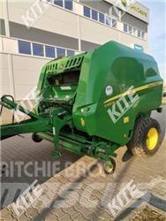 John Deere V451 R Balirke (okrogle bale)
