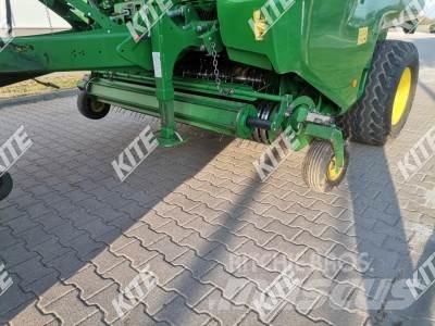 John Deere V451 R Balirke (okrogle bale)