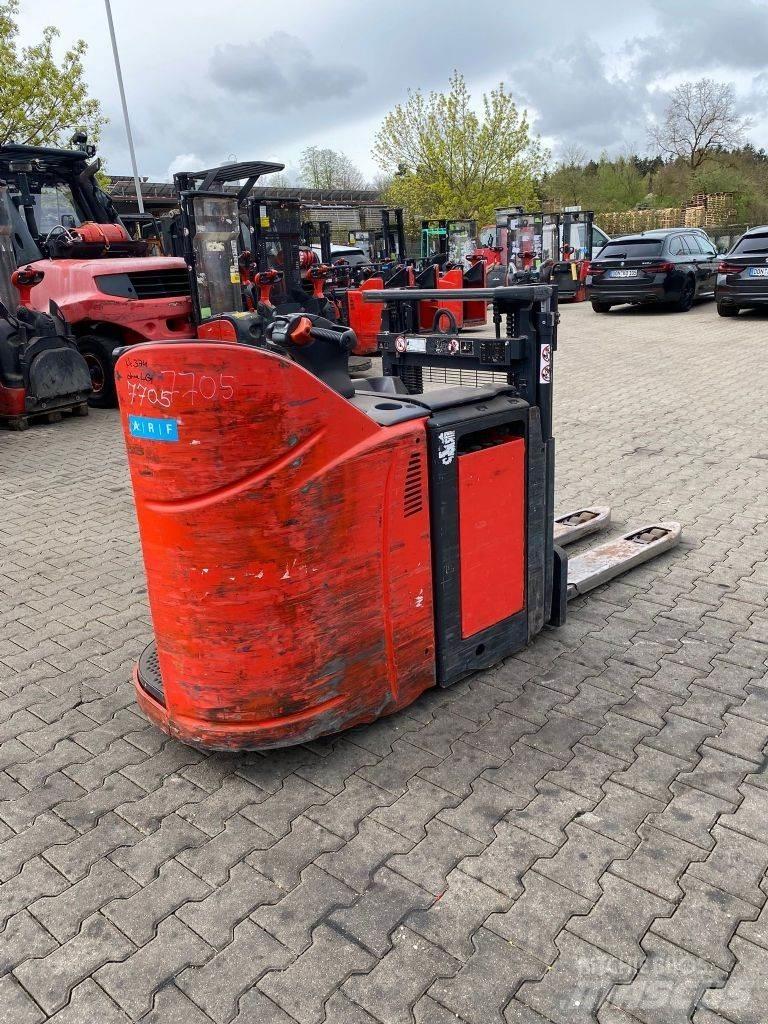 Linde D 12 SP Ročni električni viličar