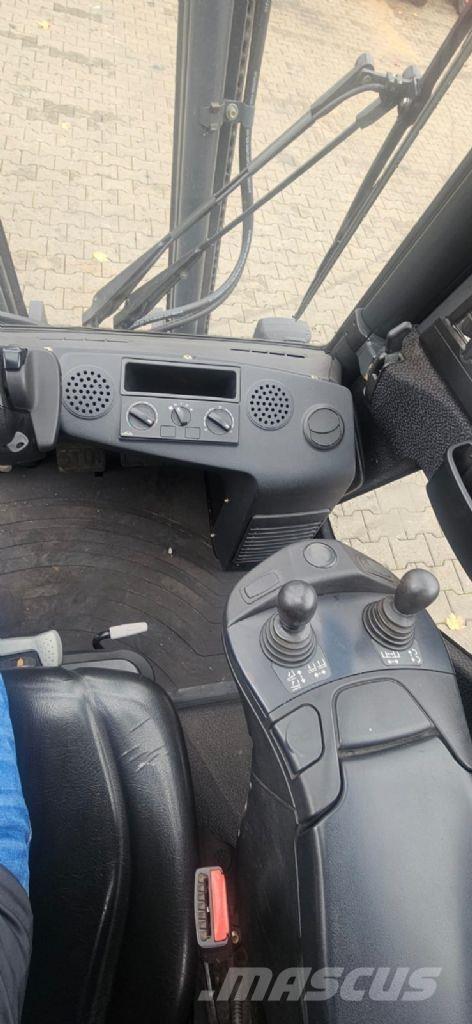 Linde H 30 D-02 Dizelski viličarji