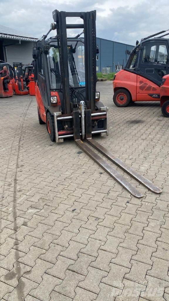 Linde H 35 D-01 Dizelski viličarji
