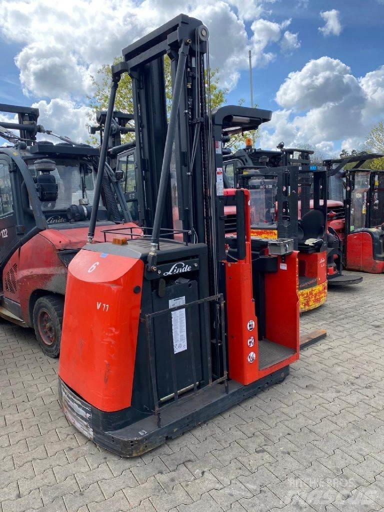 Linde V 11 015 Srednje dvižni komisionirni viličar
