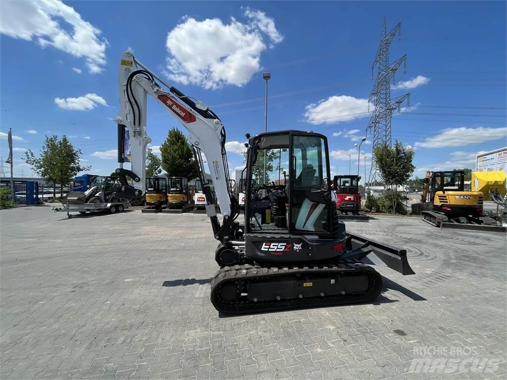 Bobcat E 55 z Mini bagri <7t